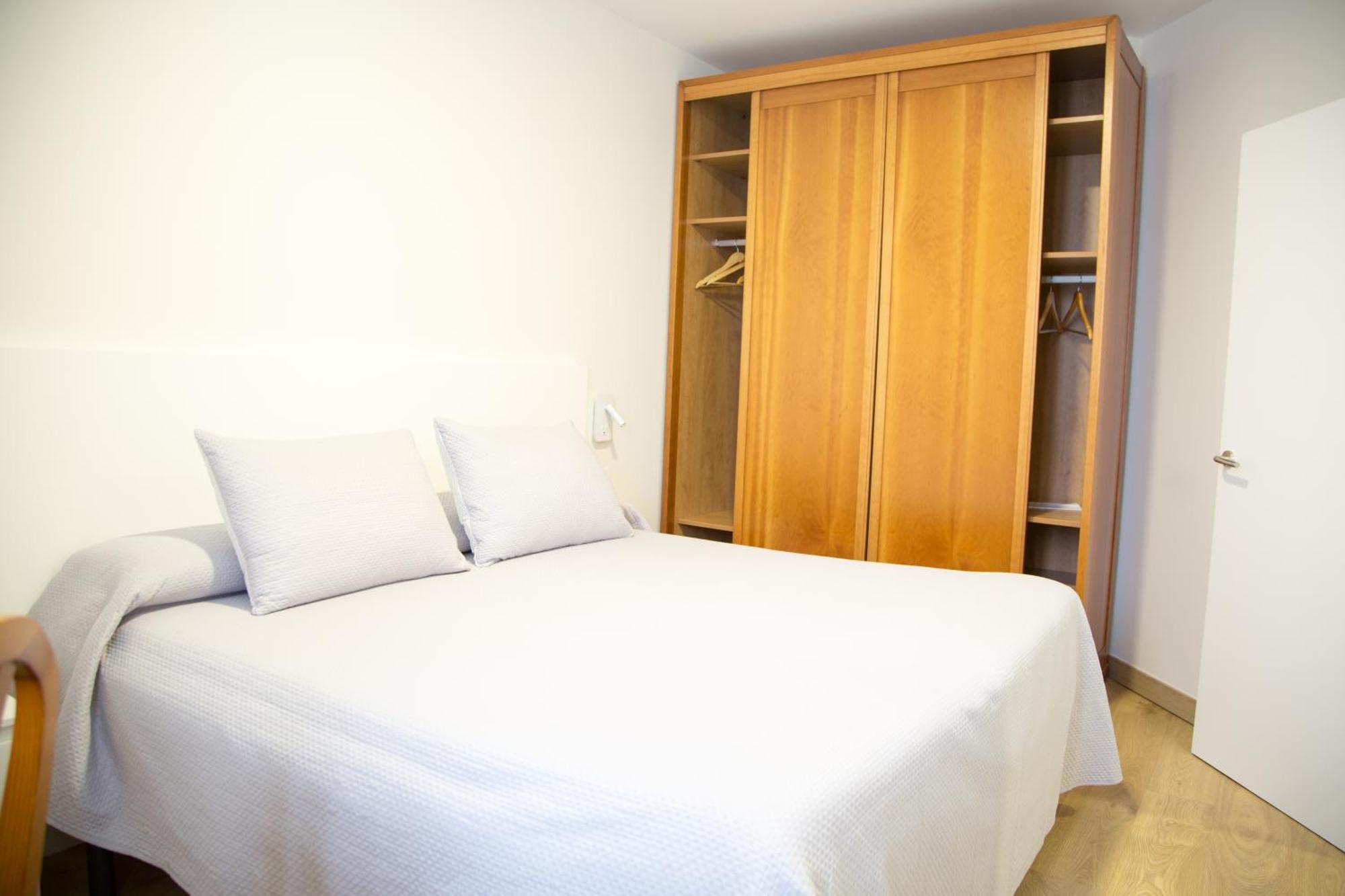 Apartamentos Playa De Cóbreces Eksteriør bilde