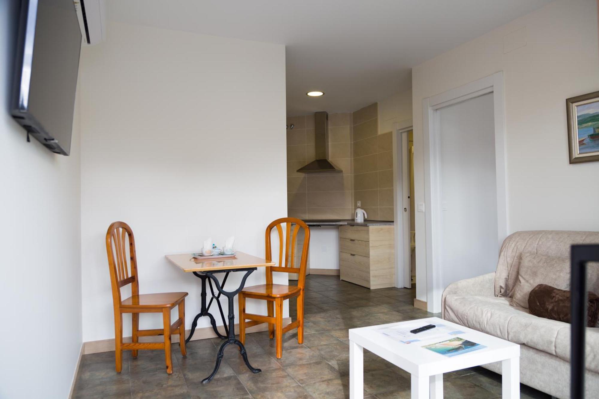 Apartamentos Playa De Cóbreces Eksteriør bilde